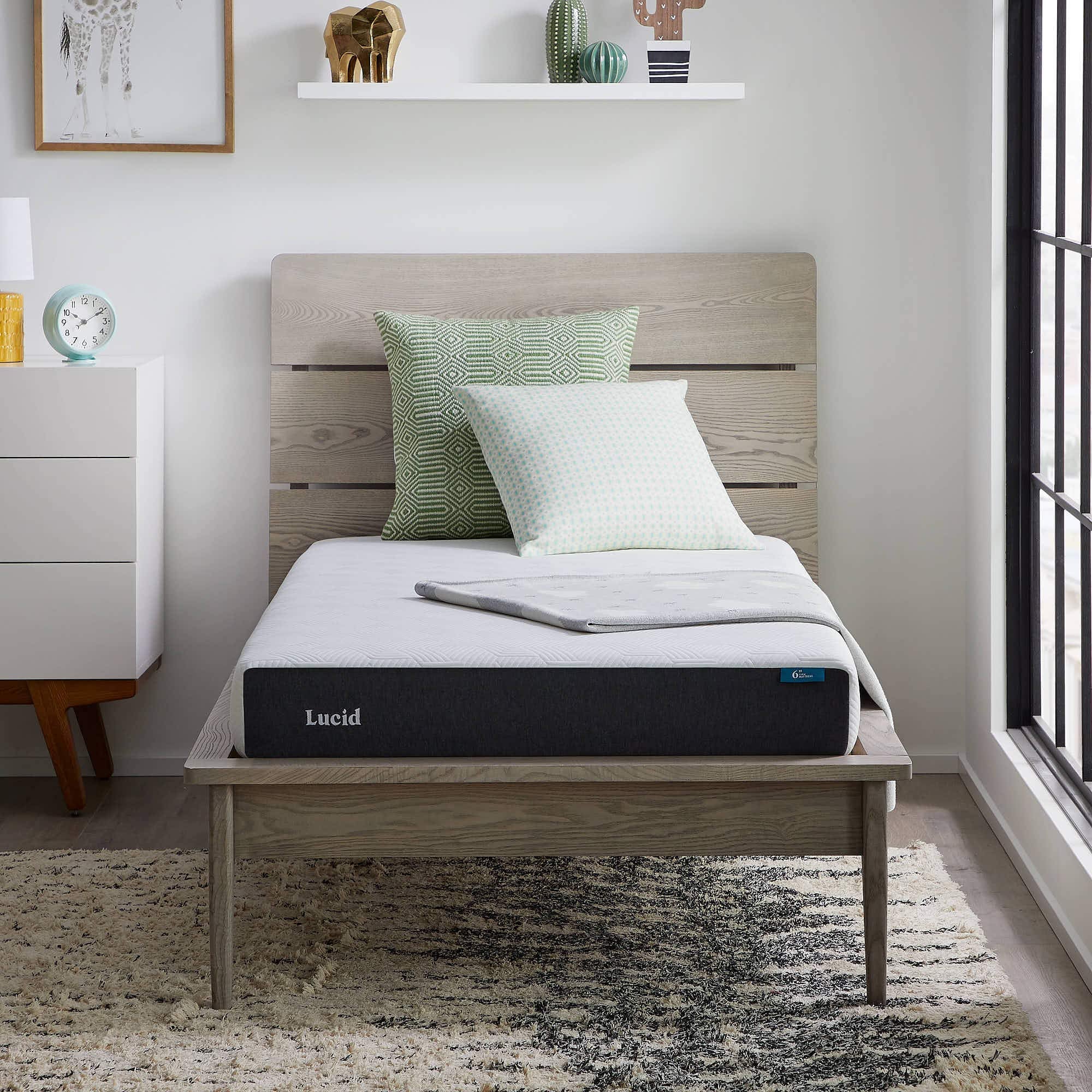 Lucid 8 Inch Memory Foam Mattress - Medium Firm Feel - Infused with Refreshing Bamboo Charcoal and Cooling Gel - Bed in a Box