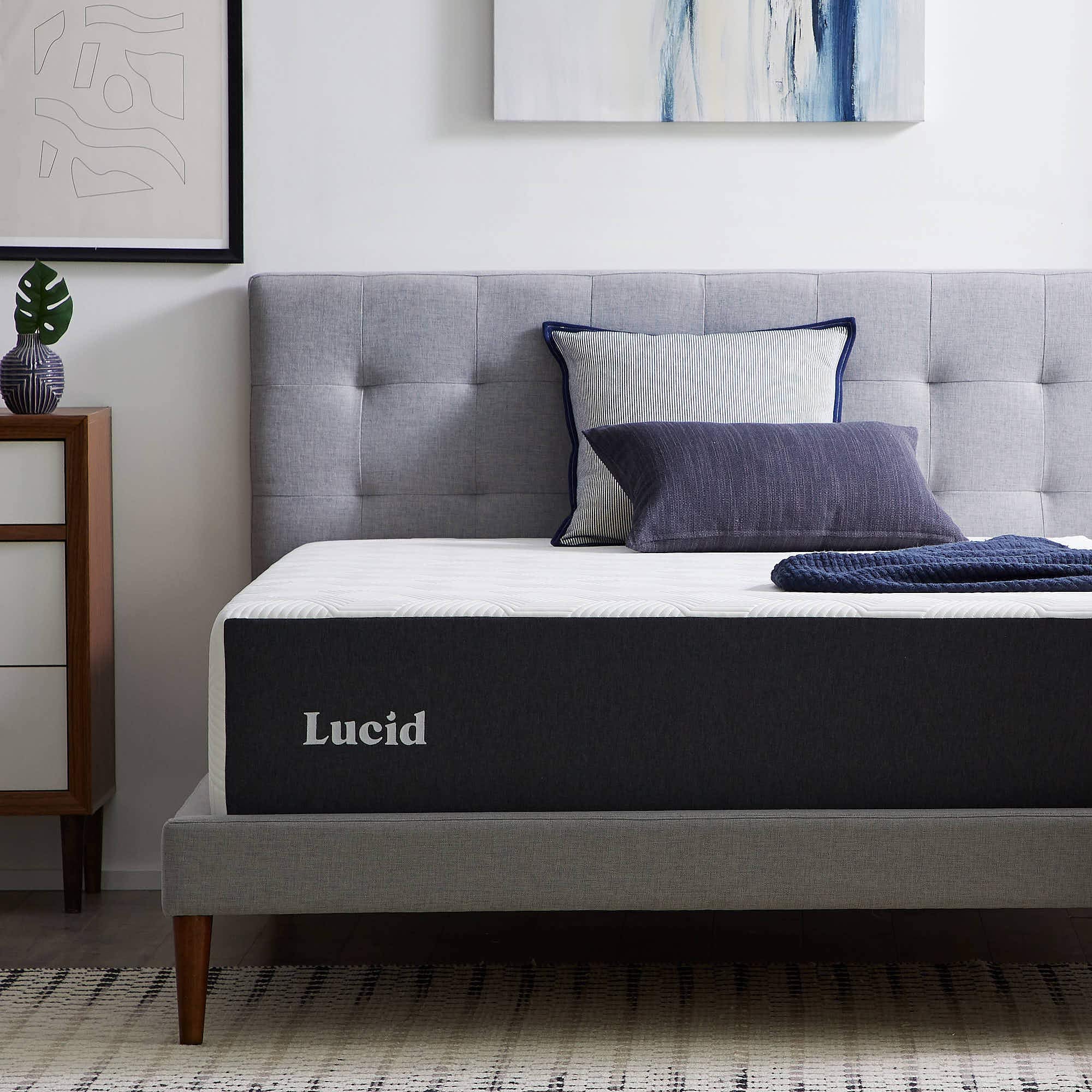 Lucid 8 Inch Memory Foam Mattress - Medium Firm Feel - Infused with Refreshing Bamboo Charcoal and Cooling Gel - Bed in a Box
